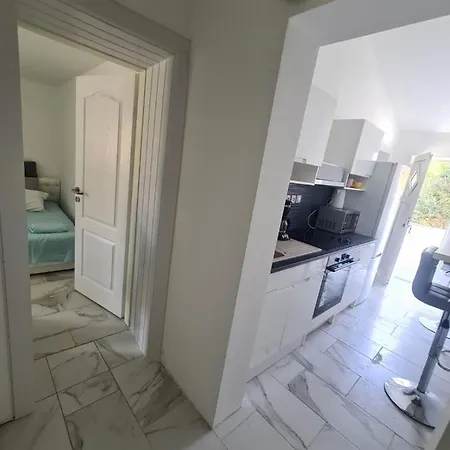 Three Bedrooms Apartment In Vir Apartment Vir
